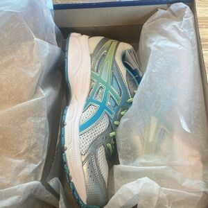 Women’s Asics Silver and Blue Running Shoes size 10